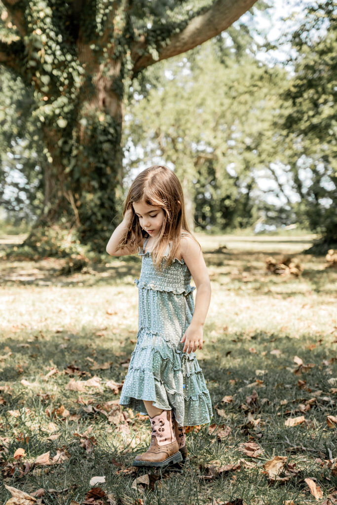 Jennifer Mummert Photography's skillful lens captured the essence of Ms. Evelyn's fall mini session at Greenwell State Park.